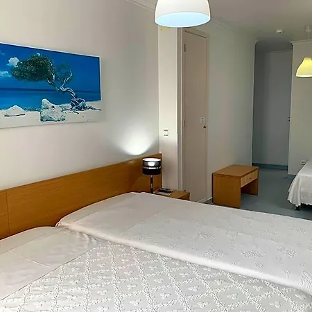 Weaa Hotel Nazaré